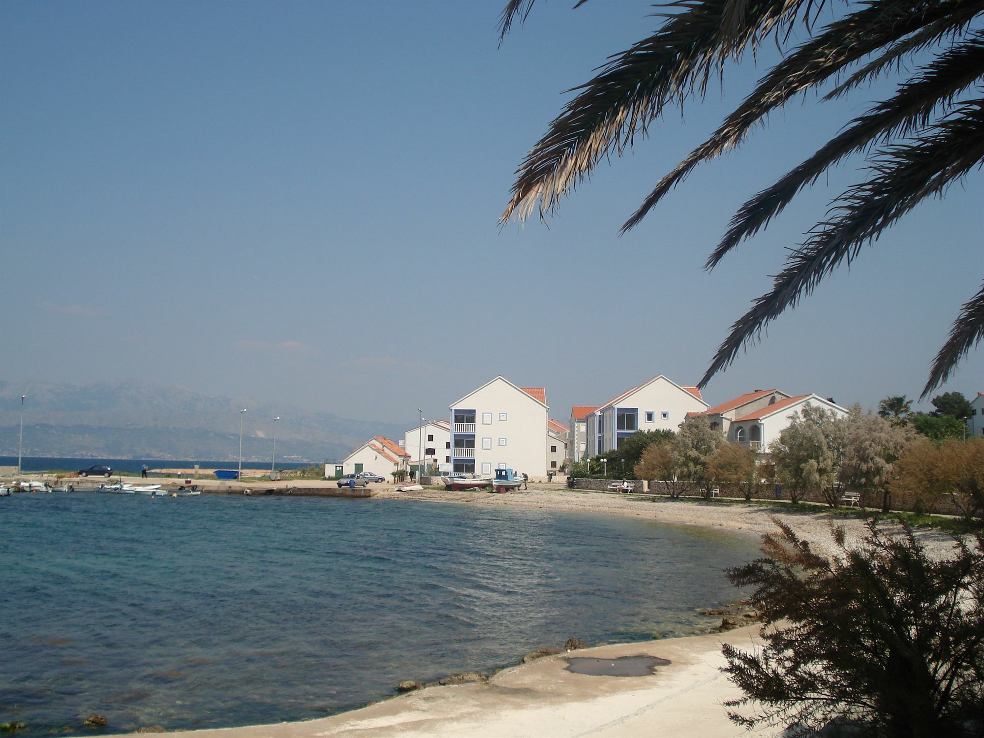 Aparthotel Marina Gromela Mirce 外观 照片